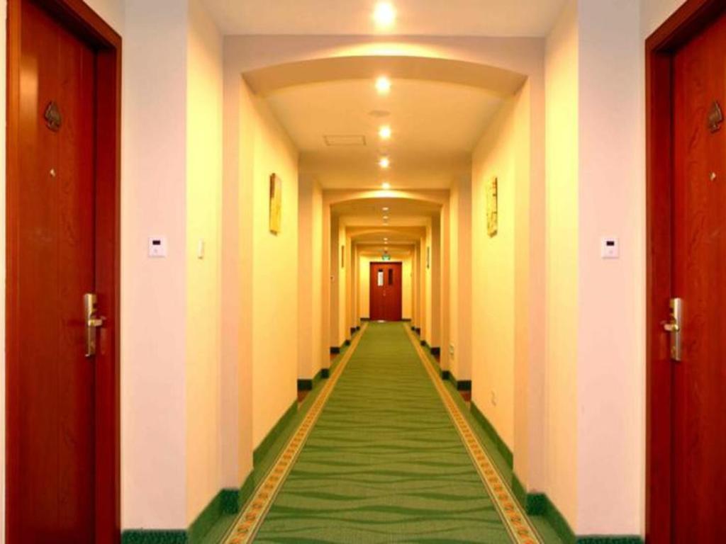 Greentree Inn Beijing Daxing Xingye Street Liyuan Business Hotel מראה חיצוני תמונה