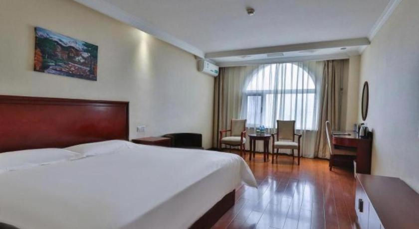 Greentree Inn Beijing Daxing Xingye Street Liyuan Business Hotel מראה חיצוני תמונה